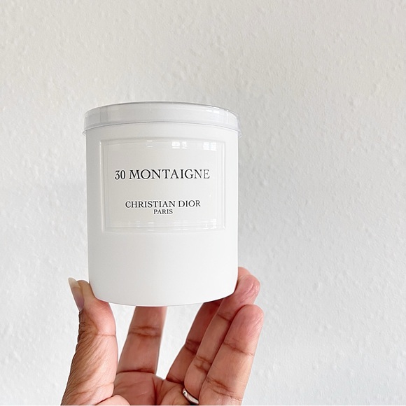 DIOR 30 Montaigne Scented Candle Amber And Spicy Notes - Picture 2 of 10